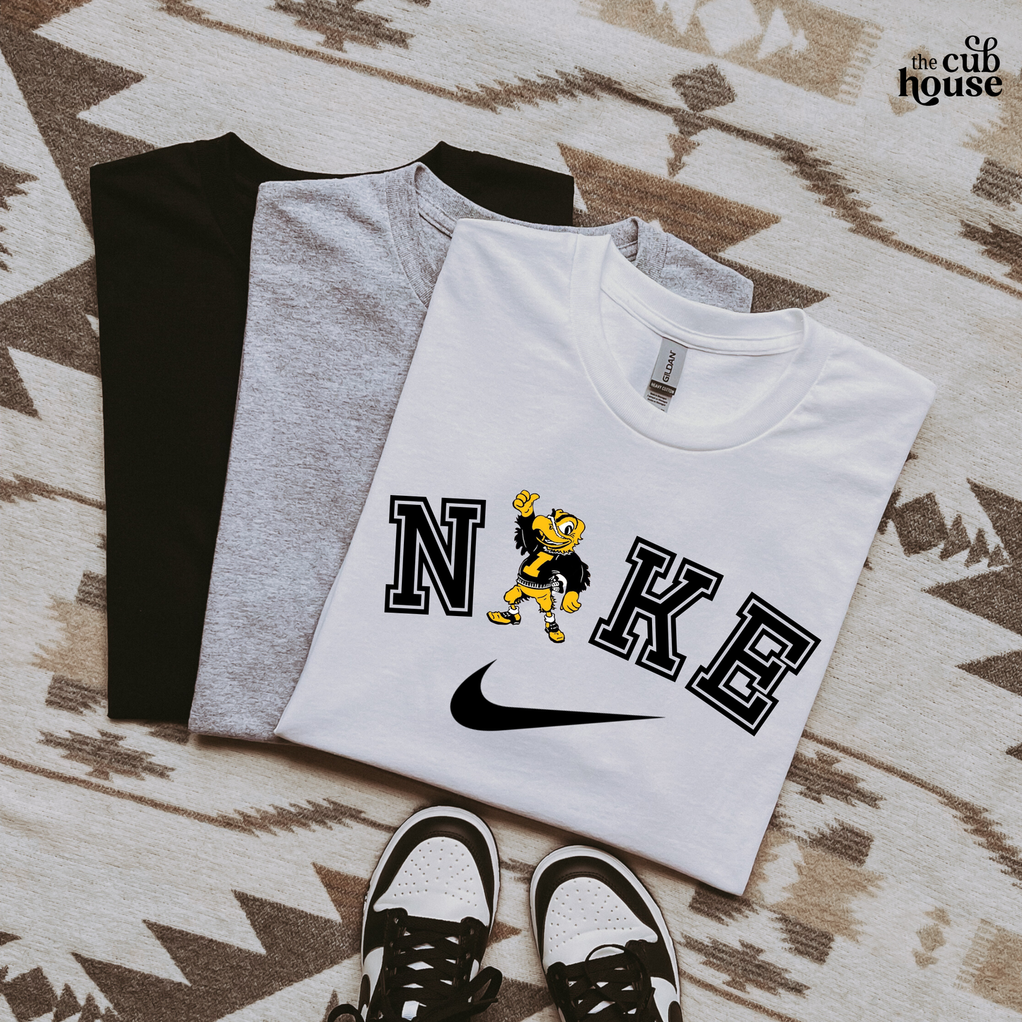 Iowa • Hawkeyes - black (0268)