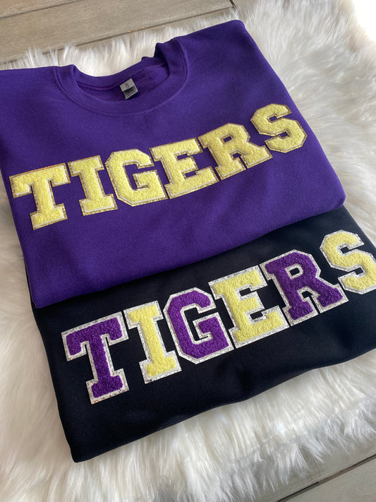 TEKAMAH-HERMAN TIGERS • CHENILLE PATCH CREW