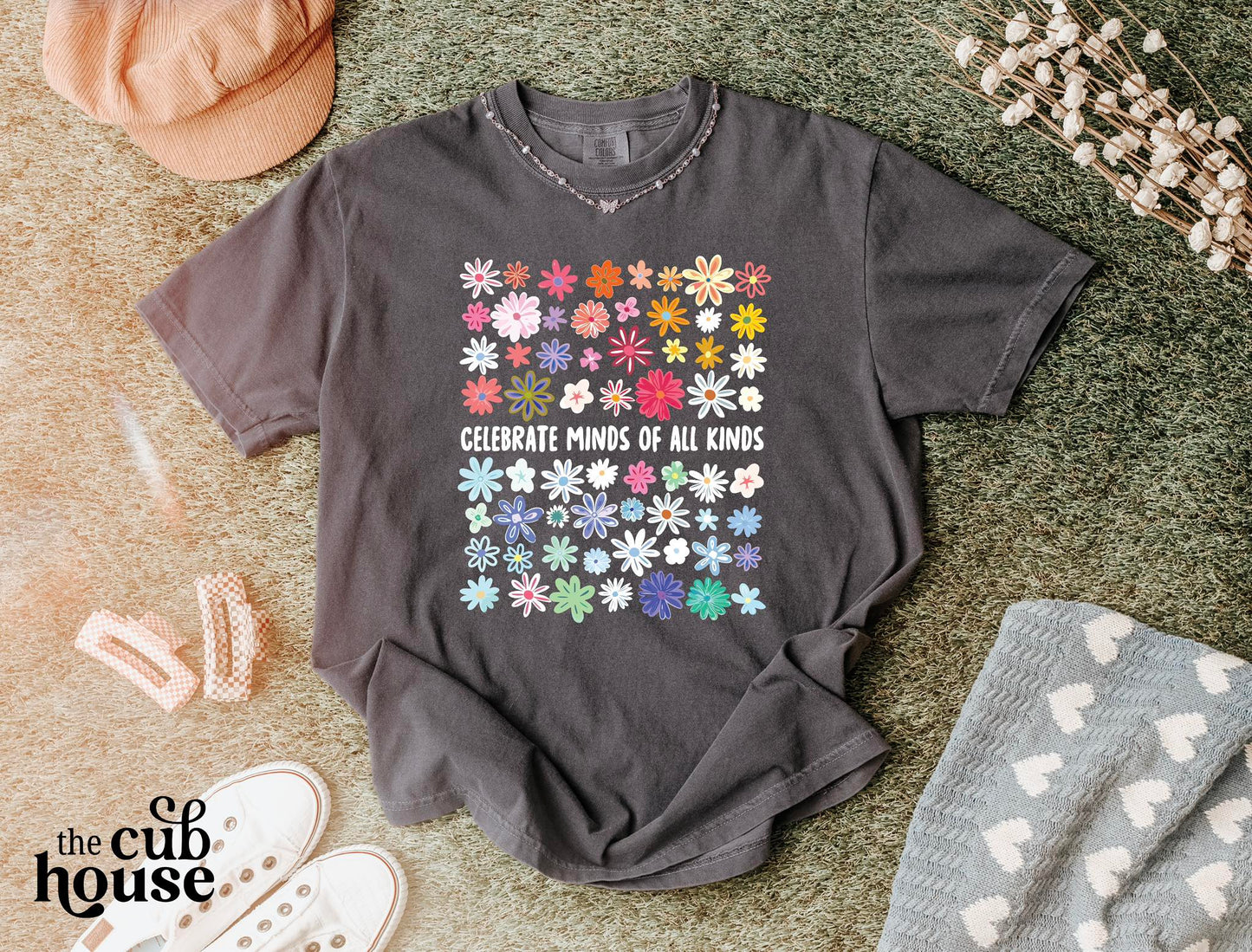 Graphics • Celebrate Minds Of All Kinds (0201)
