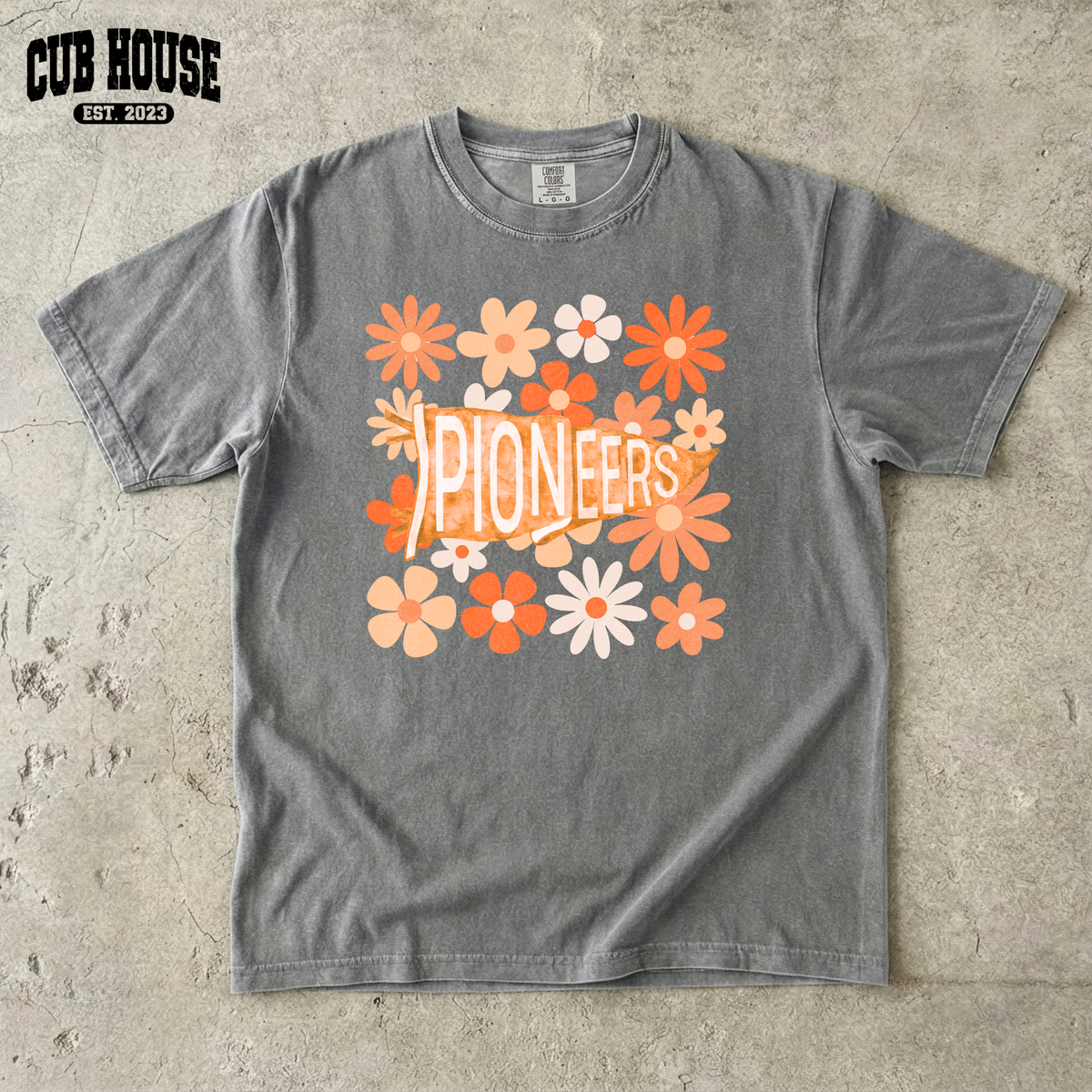Fort Calhoun •  Floral Flag Pioneers (0337)