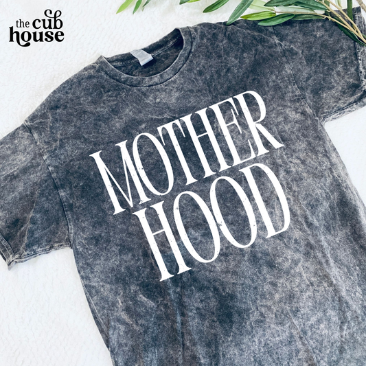 Graphics • Motherhood (0126)