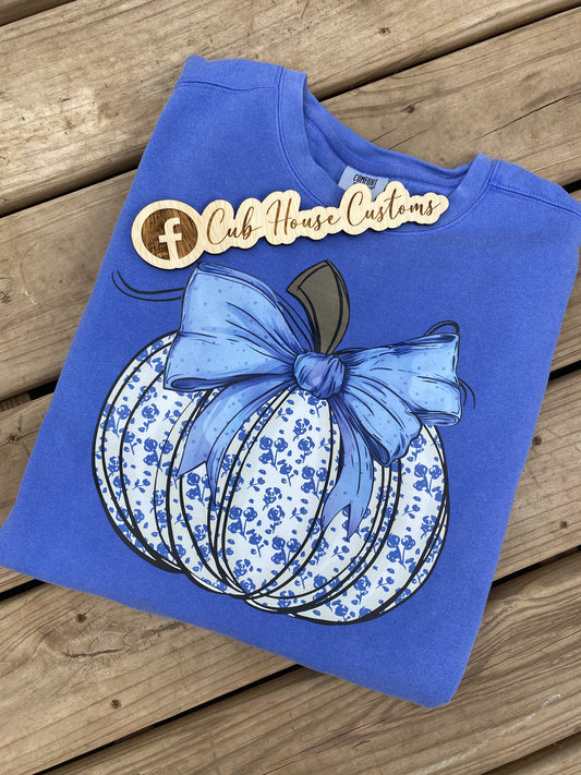 HALLOWEEN & FALL • BLUE FLORAL PUMPKIN